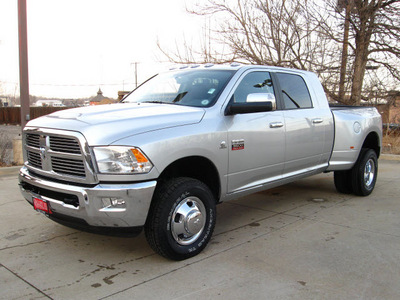 ram ram pickup 3500 2011 bright silver laramie diesel 6 cylinders 4 wheel drive automatic 80301