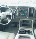 gmc yukon 2005 silver suv slt gasoline 8 cylinders 4 wheel drive automatic with overdrive 99336