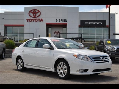 toyota avalon 2011 white sedan gasoline 6 cylinders front wheel drive 6 speed automatic 46219