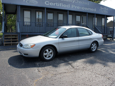 ford taurus 2004 silver sedan se gasoline 6 cylinders front wheel drive automatic 47172