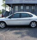 ford taurus 2004 silver sedan se gasoline 6 cylinders front wheel drive automatic 47172