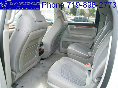 saturn outlook 2008 white diamond suv xr gasoline 6 cylinders all whee drive automatic 80910