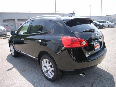 nissan rogue 2011 black suv gasoline 4 cylinders all whee drive not specified 46219