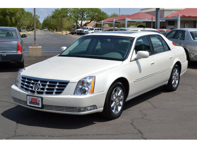 cadillac dts 2011 white sedan luxury collection gasoline 8 cylinders front wheel drive automatic 76903