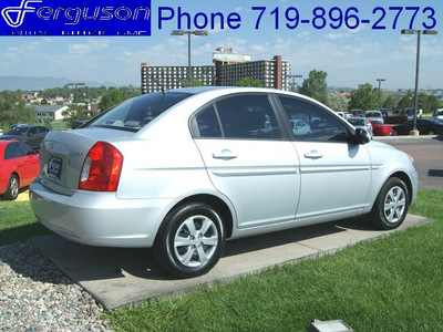 hyundai accent 2009 silver sedan gls gasoline 4 cylinders front wheel drive automatic 80910