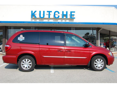 chrysler town and country 2005 red van lxi gasoline 6 cylinders front wheel drive not specified 46036