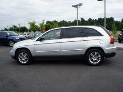 chrysler pacifica 2004 silver wagon gasoline 6 cylinders all whee drive automatic 98371