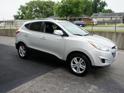 hyundai tucson 2011 silver suv gasoline 4 cylinders front wheel drive automatic 47130