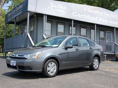 ford focus 2010 dk  gray sedan s gasoline 4 cylinders front wheel drive automatic 47172
