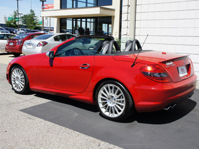 mercedes benz slk class 2007 red gasoline 8 cylinders rear wheel drive automatic 47130