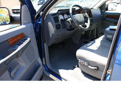 dodge ram pickup 2500 2006 blue mega cab diesel slt diesel 6 cylinders rear wheel drive automatic 95678