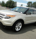 ford explorer 2011 gold leaf metallic suv xlt gasoline 6 cylinders front wheel drive 6 speed automatic 98032