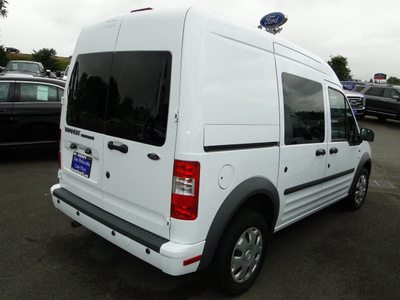 ford transit connect 2011 frozen white van cargo van xlt gasoline 4 cylinders front wheel drive 4 speed automatic 98032