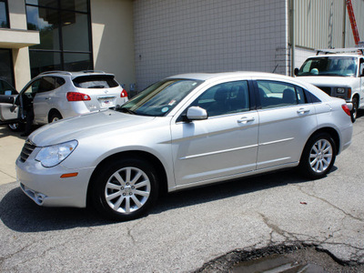 chrysler sebring 2010 silver sedan flex fuel 6 cylinders front wheel drive automatic 47130