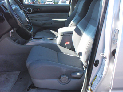 toyota tacoma 2007 silver trd off rd gasoline 6 cylinders 4 wheel drive automatic 99336