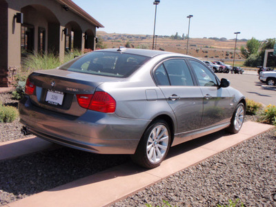 bmw 3 series 2011 gray sedan 328xi gasoline 6 cylinders all whee drive automatic 99352