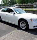 chrysler 300 2011 bright white sedan limited gasoline 6 cylinders rear wheel drive 5 speed automatic 47130