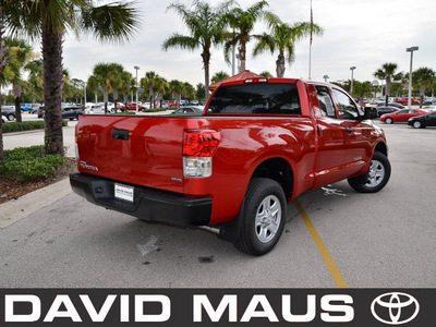 toyota tundra 2011 red sr5 gasoline 6 cylinders 2 wheel drive automatic 32771