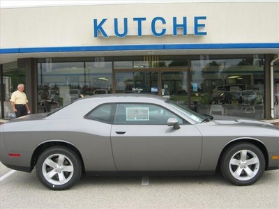 dodge challenger 2011 coupe flex fuel 6 cylinders rear wheel drive not specified 46036