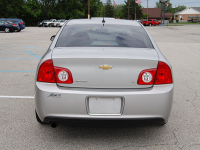 chevrolet malibu 2008 silver sedan lt w 1lt gasoline 4 cylinders front wheel drive automatic 46036