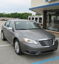 chrysler 200 2011 sedan gasoline 4 cylinders front wheel drive not specified 46036