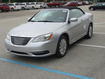 chrysler 200 convertible 2011 flex fuel 6 cylinders front wheel drive not specified 46036
