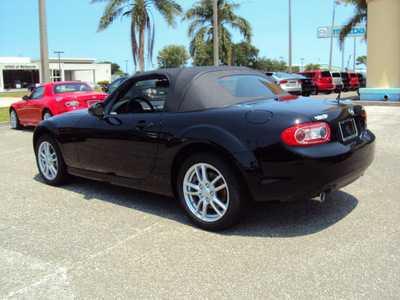 mazda mx 5 miata 2011 black sport gasoline 4 cylinders rear wheel drive 5 speed manual 32901