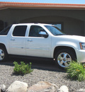 chevrolet avalanche 2010 pearl white suv ltz flex fuel 8 cylinders 4 wheel drive automatic with overdrive 99352
