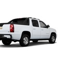 chevrolet avalanche 2011 flex fuel 8 cylinders 2 wheel drive not specified 33177