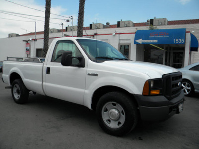 ford f 250 super duty 2006 white pickup truck xl gasoline 8 cylinders rear wheel drive automatic 92882