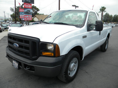 ford f 250 super duty 2006 white pickup truck xl gasoline 8 cylinders rear wheel drive automatic 92882
