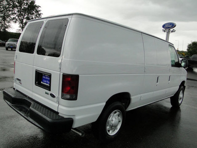 ford econoline cargo 2011 oxford white van e 150 flex fuel 8 cylinders rear wheel drive 4 speed automatic 98032