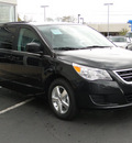 volkswagen routan 2011 gray van se with rse gasoline 6 cylinders front wheel drive automatic 98226