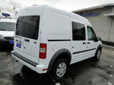 ford transit connect 2011 white van cargo van xlt gasoline 4 cylinders front wheel drive automatic 98032