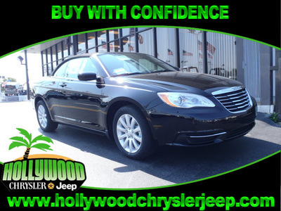 chrysler 200 2011 px8 black clear touring flex fuel 6 cylinders front wheel drive automatic 33021