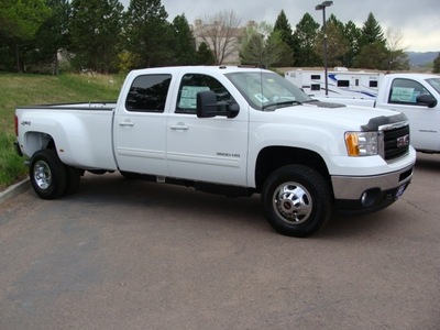 gmc sierra 3500hd 2011 slt diesel 8 cylinders 4 wheel drive not specified 80910