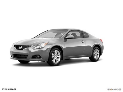 nissan altima 2011 silver coupe gasoline 4 cylinders front wheel drive not specified 98371