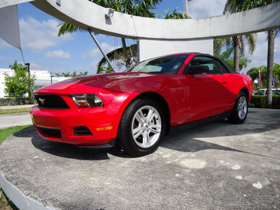 ford mustang 2010 dk  red v6 gasoline 6 cylinders rear wheel drive automatic 33177