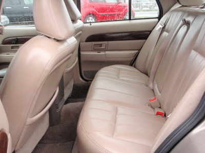 mercury grand marquis 2003 beige sedan ls premium gasoline 8 cylinders sohc rear wheel drive automatic 98632