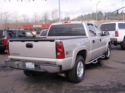 chevrolet silverado 1500 2006 beige z71 gasoline 8 cylinders 4 wheel drive automatic 98632