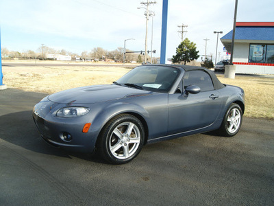 mazda mx 5 miata 2006 galaxy gray trim gasoline 4 cylinders rear wheel drive 5 speed manual 80911