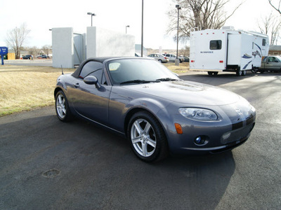 mazda mx 5 miata 2006 galaxy gray trim gasoline 4 cylinders rear wheel drive 5 speed manual 80911