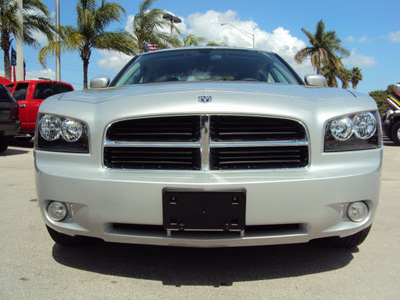 dodge charger 2010 silver sedan sxt gasoline 6 cylinders rear wheel drive automatic 33157