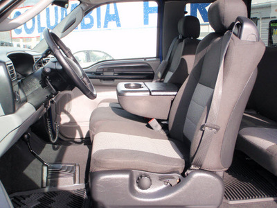 ford f 250 super duty 2003 blue xlt gasoline 8 cylinders sohc 4 wheel drive automatic 98632
