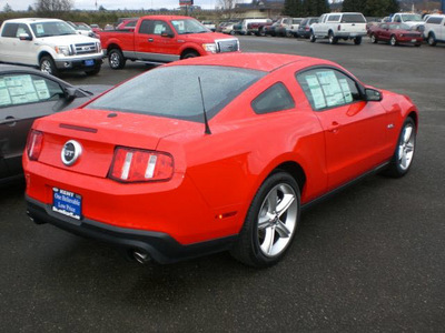 ford mustang 2011 race red coupe gt premium gasoline 8 cylinders rear wheel drive automatic 98032