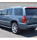 cadillac escalade 2009 gray suv flex fuel 8 cylinders all whee drive automatic 76903