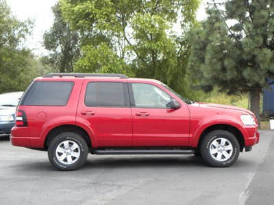 ford explorer 2010 red suv xlt gasoline 6 cylinders 4 wheel drive automatic with overdrive 98632