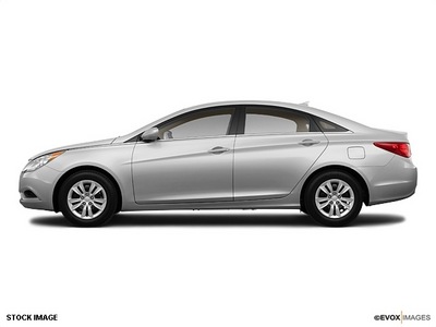 hyundai sonata 2011 sedan gasoline 4 cylinders front wheel drive not specified 47130