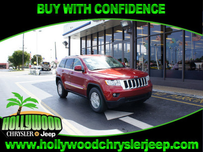 jeep grand cherokee 2011 prh inferno red cry suv gasoline 6 cylinders 2 wheel drive automatic 33021