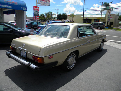 mercedes benz 280c 1974 gold coupe 6 cylinders automatic 92882